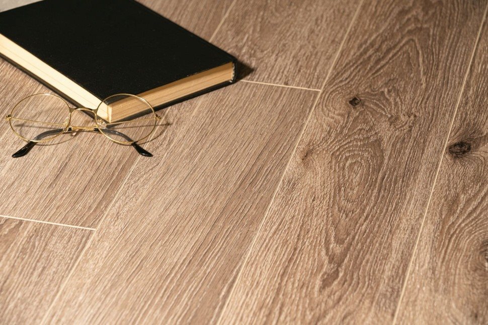 Виниловый ламинат "Bonkeel" Style Дуб Матира (1200*125*4 мм) — купить в Улан-Удэ