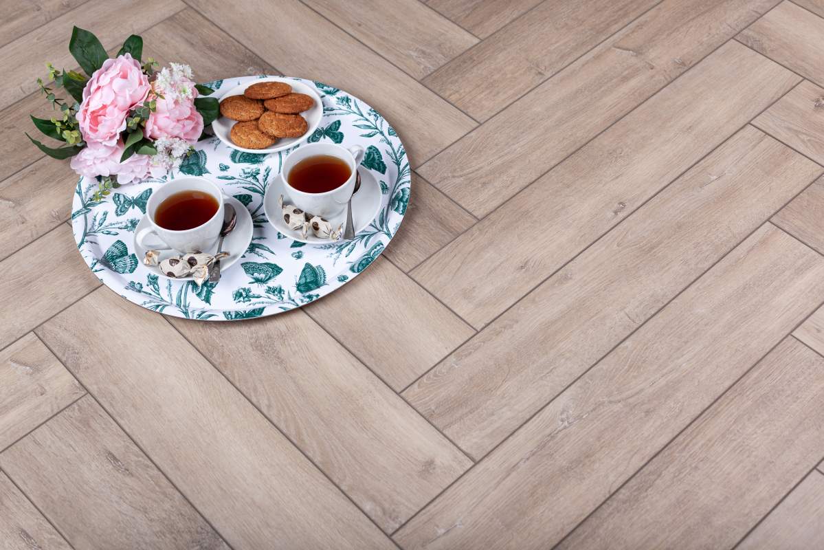 Замковая ПВХ плитка "Aberhof" Carmelita 0532 (615*123*5 мм) — купить в Улан-Удэ