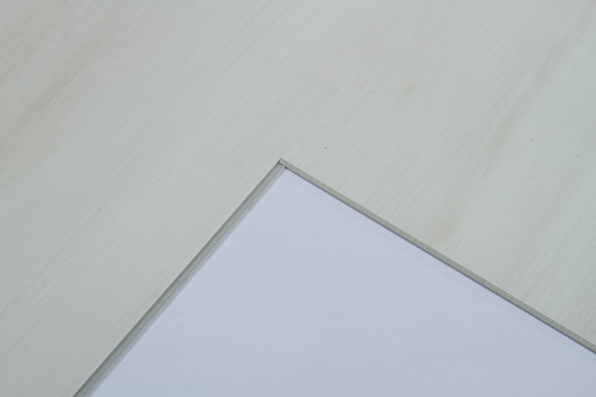 SPC ламинат "OneFloor" ЕСО 8055 (1220*184*4 мм) — купить в Улан-Удэ