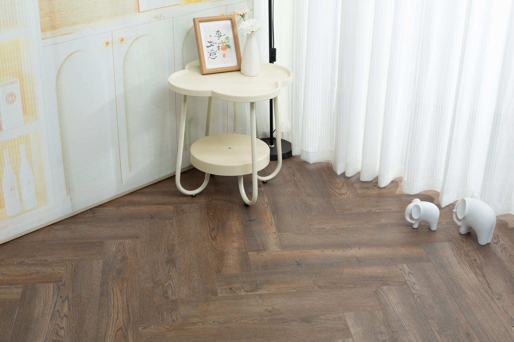 Плитка SPC "OneFloor" 3026 А,В  ЁЛКА (640*128*4 мм) — купить в Улан-Удэ